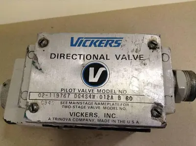 USED VICKERS 02-119767DG4S4W012AB60