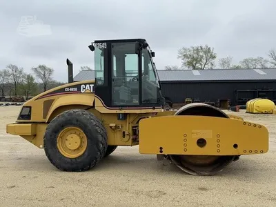 USED 2006 CATERPILLAR CS-683E