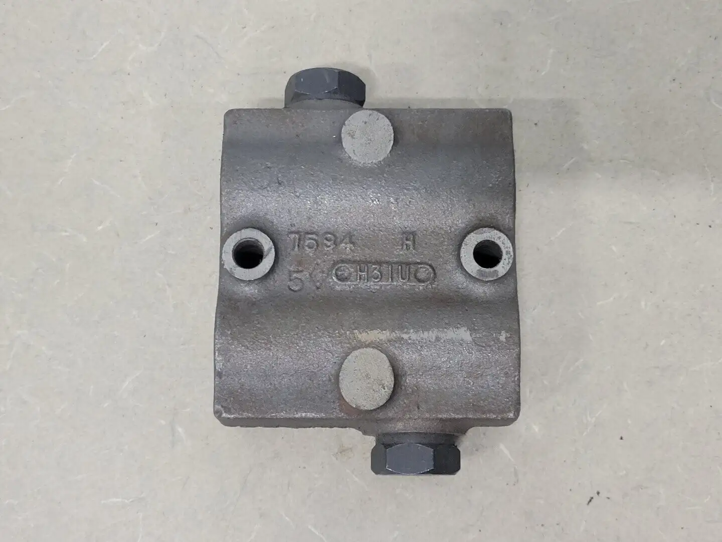 Hydraulic Block Valve 7594H, 1450 PSI
