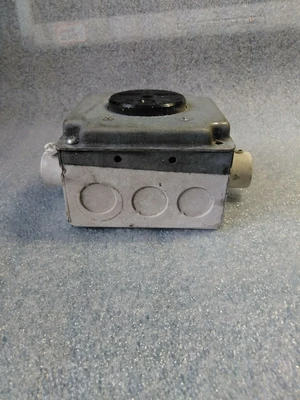USED LEVITON 6-30