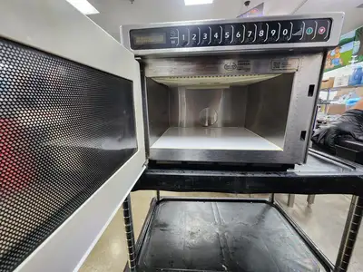 Used Amana Used Amana HDC182 Commercial Digital Microwave .6 Cft Countertop 1800 Watt Heavy Volume 220V Ovens Illinois US | Falcon Restaurant Supply #1376629