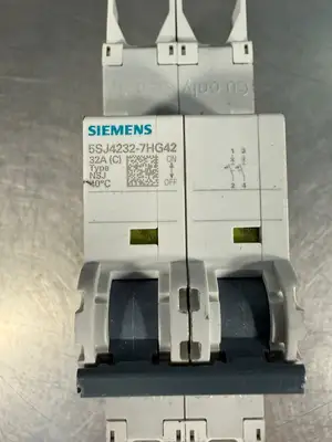 Siemens 5SJ4232-7HG42 Mini Circuit Breaker 2 Pole 32A (4.1.4)