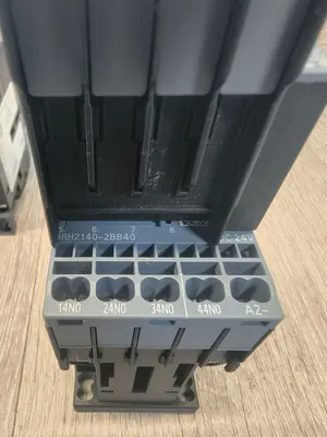 SIEMENS 3RH2140-2BB40 Definite Purpose Contactors | ESS Industrial Equipment Sales (8)