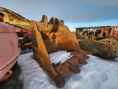 EX2600 Bucket - 114" Wide