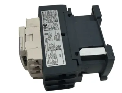NEW SCHNEIDER ELECTRIC LC1D32G7 CONTACTOR 120V 50/60HZ