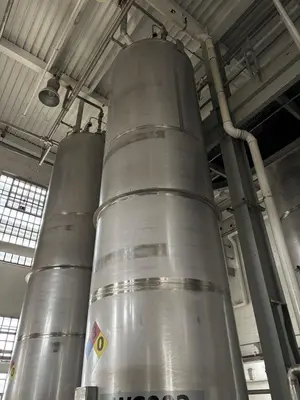 STAINLESSTANK,INC. _UNKNOWN_ Tank S/S -2000 To 3999 Gal. (H=height, L=length) | Perry Equipment (10)