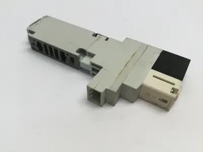USED SMC SOLENOID VALVE, SUP. 0-1.0MPA, PIL. 0.1-0.7MPA
