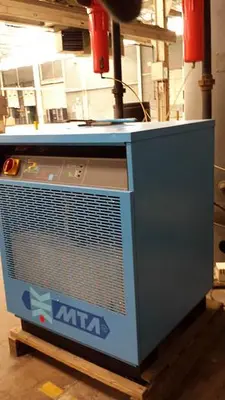 USED 2001 MOTIVAIR DE-107