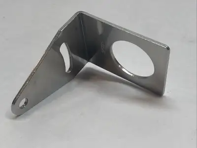 USED BANNER STAINLESS RIGHT-ANGLE BRACKET FOR 30MM QS30/SM30 SENSORS
