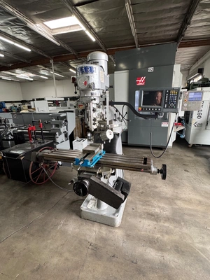 2010 SHARP LMV- 50 MILLERS, KNEE, N/C & CNC | Wheeler Machinery Sales (10)