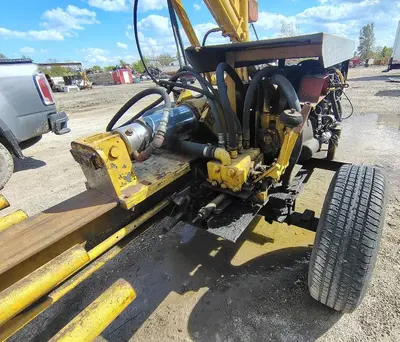 Used 2005 CUSTOM MADE 49 INCH LOG SPLITTER Skid Steer Log Splitters Michigan US | Proxy Equipment #1426001