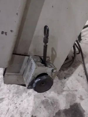 22" X 32" W.F. WELLS HORIZONTAL BANDSAW. STOCK #0133025