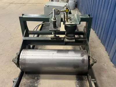 Unknown 16' Belt Conveyor with Pinch Roller