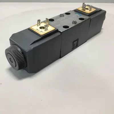 USED VICKERS DG4V-3-6C-M-U-HL7-60