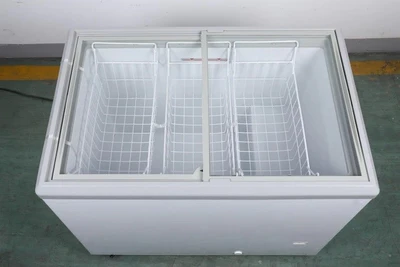 168-0046 FDF12.4CF 41" Sliding Glass Self Contained Chest Freezer