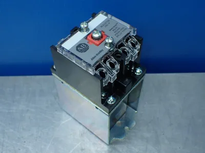 NEW ALLENBRADLEY 700DCP000Z24