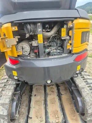 2025 XCMG XE27U Mini Excavator | Iron Listing (6)