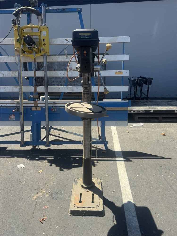 Used CENTRAL MACHINERY _UNKNOWN_ Drill Press (Woodworking) California US | MachineryMax #1373204