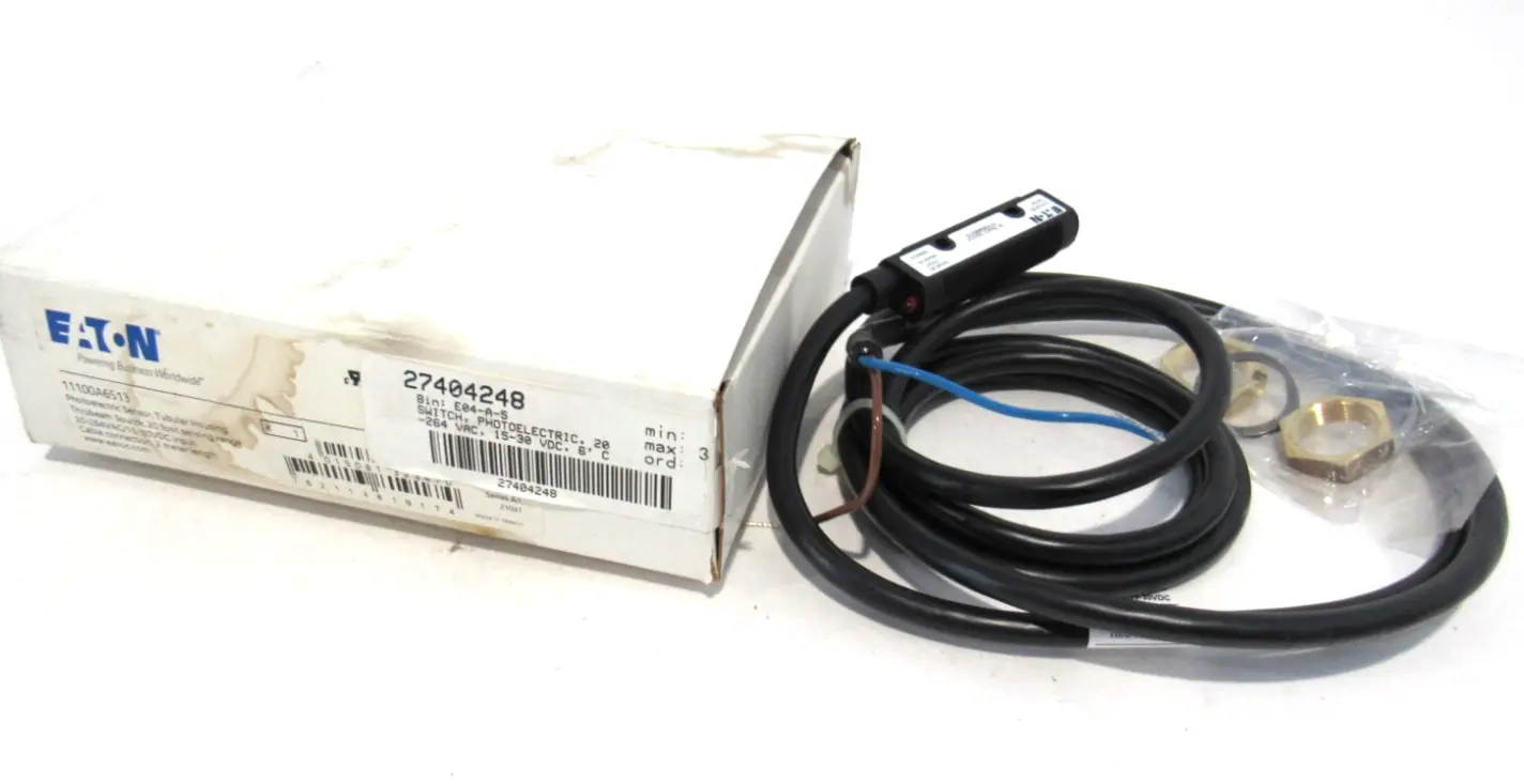 NEW EATON 11100A6513 PHOTOELECTRIC SENSOR