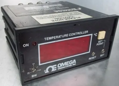 Used OMEGA CN 310 Temperature Controls Texas US | Bamko Surplus Process Equipment #938555