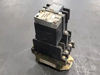 USED ALLEN-BRADLEY 700-NT