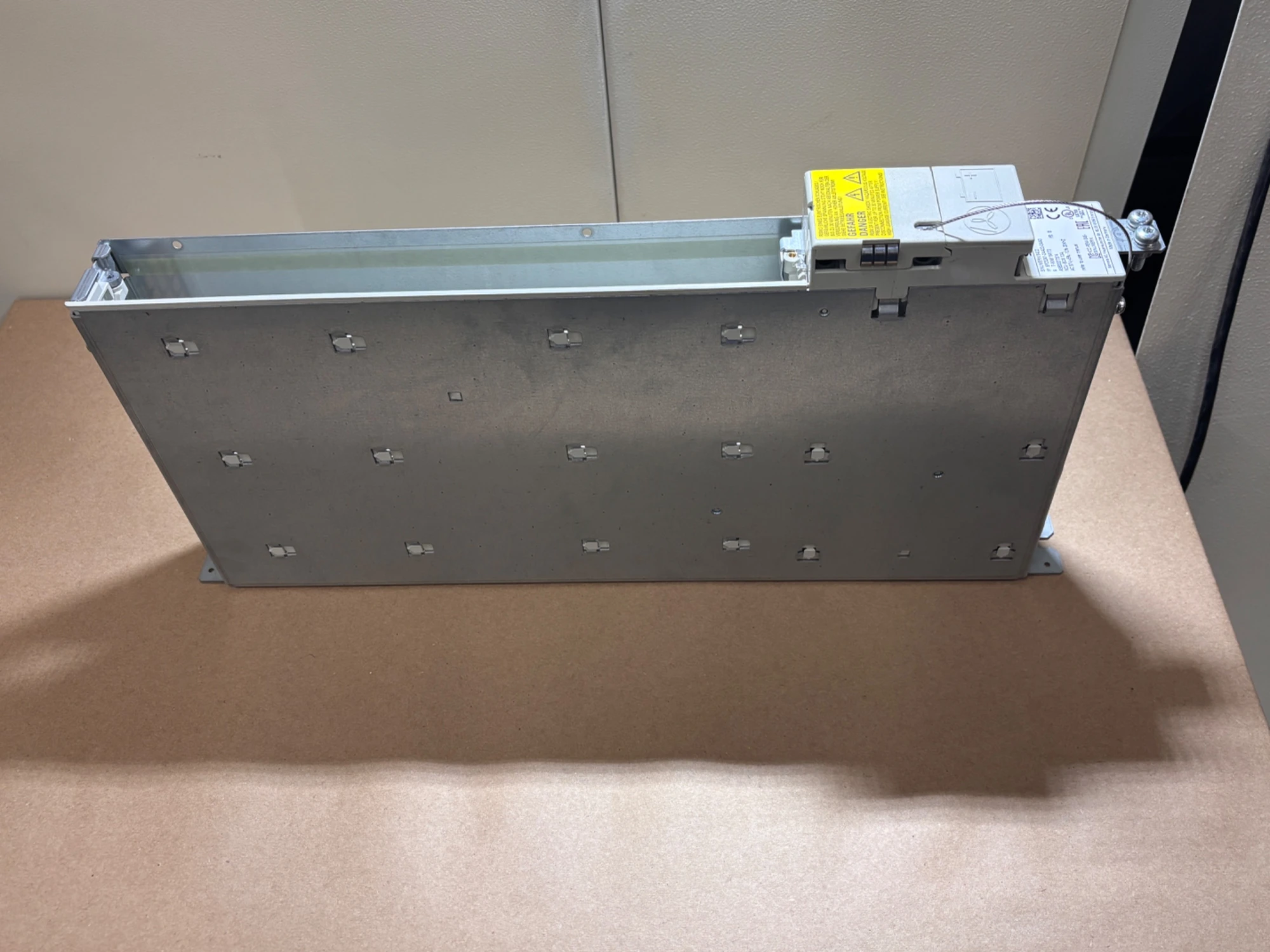 Used SIEMENS 6FC5247-0AA00-0AA3 Electrical Boxes Illinois US | Aucto #1342191
