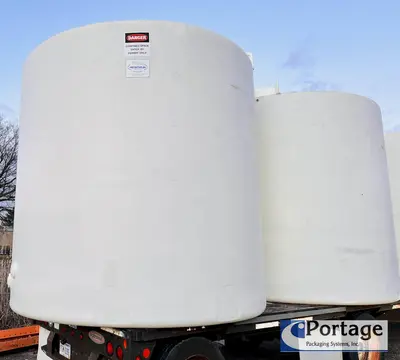 USED PROTECTOPLAS CO. 5000 GALLON POLY TANK