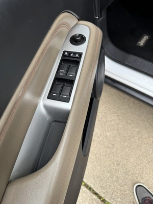 USED 2014 JEEP COMPASS