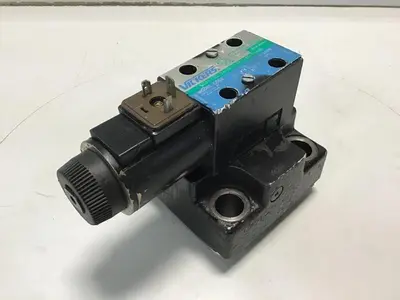 USED VICKERS DG4V3S2AMUHL760EN490