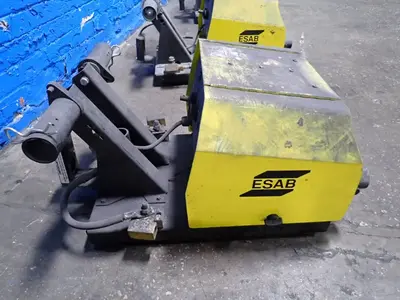 USED ESAB WARRIOR FEEDDUEL 304