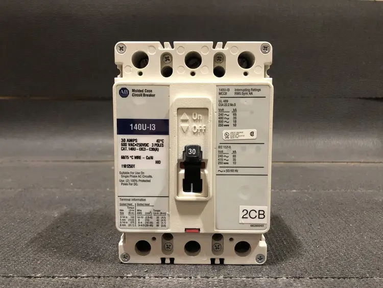 Used ALLEN-BRADLEY 140U-I3C3-C30 Switchgears British Columbia CA | Lenmark #244295