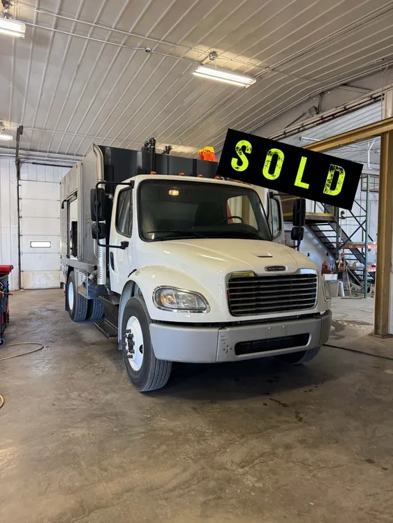 Used 2014 FREIGHTLINER M2106 Tractors & Trailers Ontario CA | Title Equipment & Recreation Inc. #489725