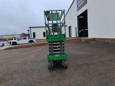 USED 2016 Genie GS-3232