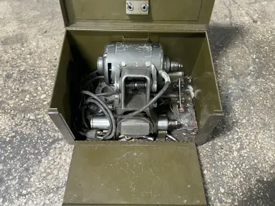Used DUMORE 5021 Tool Post Grinders Ohio US | HGR 24 #1411350