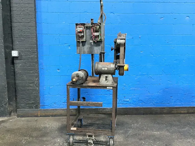 Used _UNKNOWN_ _UNKNOWN_ Belt Grinders Including Sanders Ohio US | HGR 24 #1406215