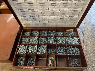 Used _UNKNOWN_ _UNKNOWN_ Bins Tennessee US | Myron Bowling Auctioneers Inc #1547703