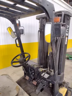USED TCM FCG30TYT