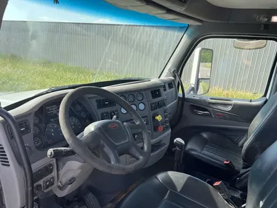 Used 2016 PETERBILT 567 TRACTOR Conventional trucks Minnesota US | Carco Truck & Equipment #1514286