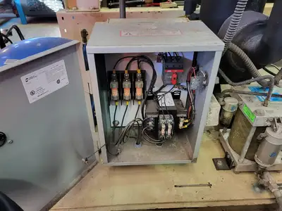 Used INGERSOLL-RAND PET1500-W5-VSD-CC Parts (Hydraulics and Pneumatics) British Columbia CA | Lenmark #1426176