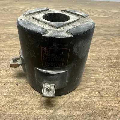New | in-Stock SQUARE D L2010AE Miscellaneous Equipment (Electrical & Power) | Surplus Asset Holdings #1198652
