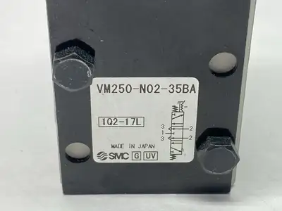 VM250-N02-35BA | SMC  Mechanical Poppet Valve 1/4" NPT - Used