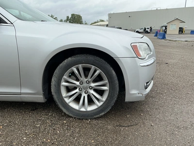 USED 2012 CHRYSLER 300
