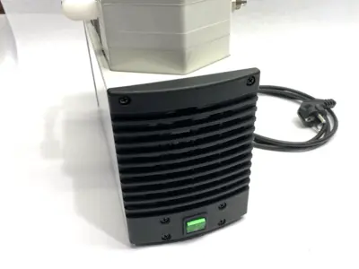 USED LEYBOLD DIVAC 2.2L DUAL-STAGE DRY COMPRESSING DIAPHRAGM VACUUM PUMP