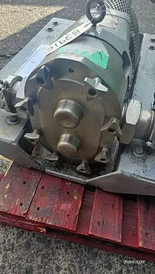 USED SPX/WAUKESHA 130 POSITIVE DISPLACEMENT PUMP