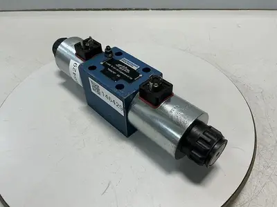 USED MANNESMANN REXROTH 5-4WE 10 E67-33/CG24N9K4/CT08
