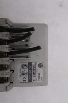 ALLEN BRADLEY 160-AA04NSF1 1 HP SPEED DRIVE 240 VAC 1 SER B #K-2576-B
