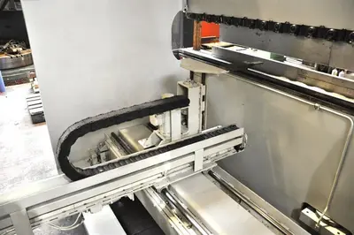 USED LVD PPI 170 TON X 4200 MM CNC