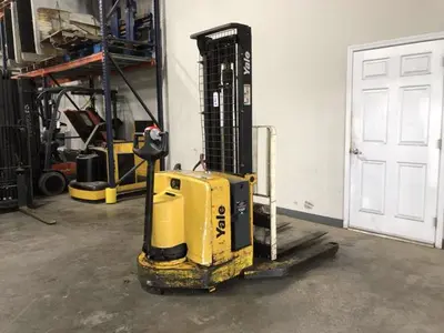 USED 2003 YALE MSW040LE