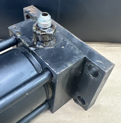 Used Parker 02.50 H2HU14 14.000 Cylinders Indiana US | J&J Industrial Supply #1333485