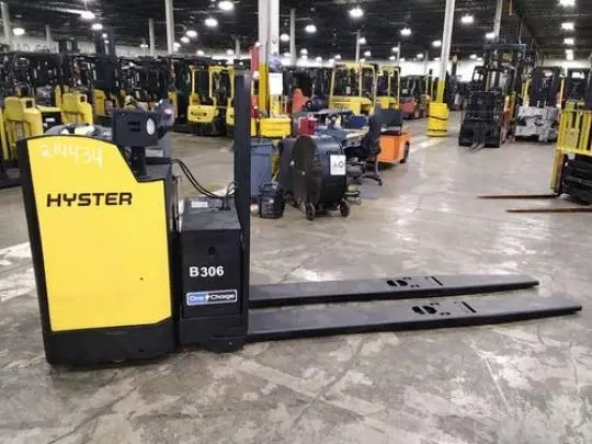 Used 2022 HYSTER BE080ZHD Pallet Jacks | Russell Equipment #723631